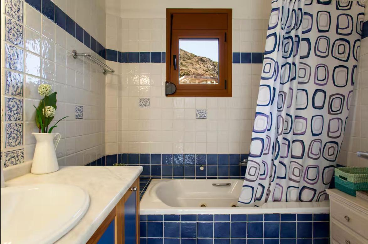 Artemis Luxury Villa - Hersonissos Private Pool Oasis ภายนอก รูปภาพ