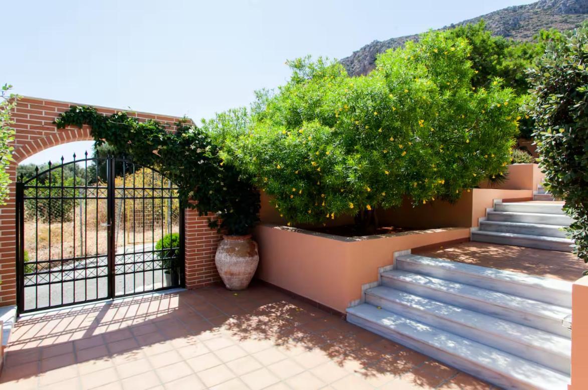 Artemis Luxury Villa - Hersonissos Private Pool Oasis ภายนอก รูปภาพ